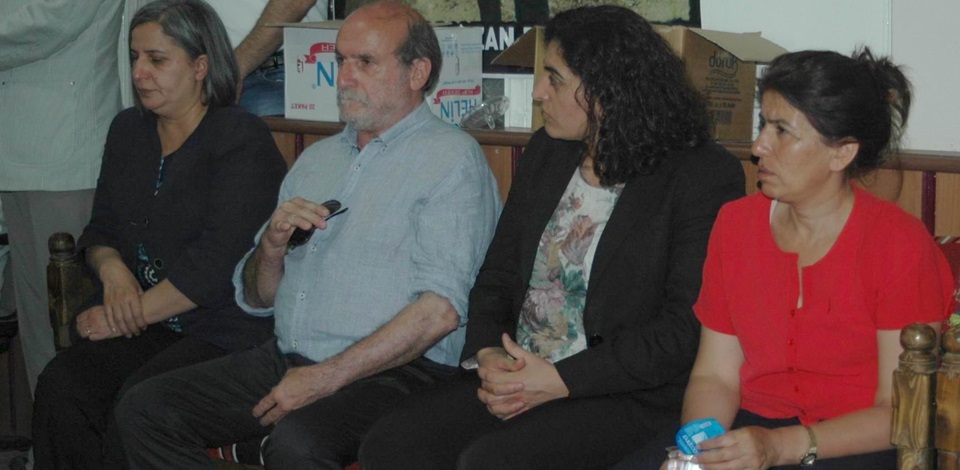 HDP'liler Ramazan Baran'ın taziyesini ziyaret etti 