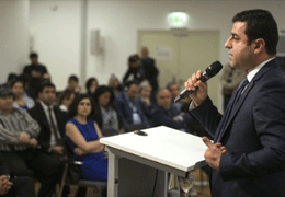 Eş Genel Başkanımız Selahattin Demirtaşın Berlin'deki panelde bir soruya verdiği çarpıtılan yanıtı 