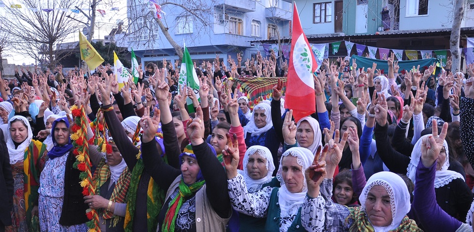 Ceyhan'da seçim çalışmaları sürüyor