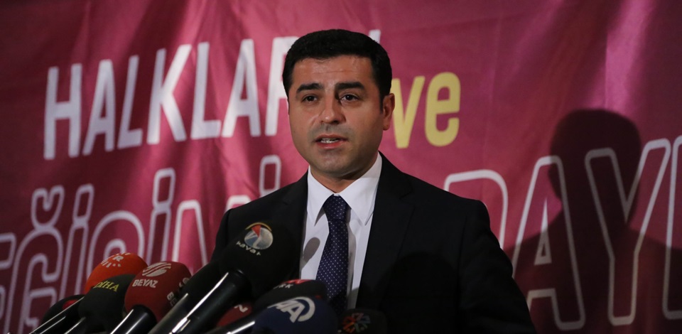 Demirtaş'tan TRT ve RTÜK hakkında suç duyurusu ve manevi tazminat davası