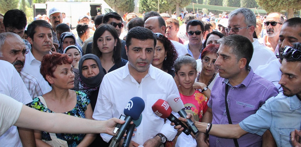 Demirtaş: Soma'da yaşanan aşırı kar hırsının sonucudur
