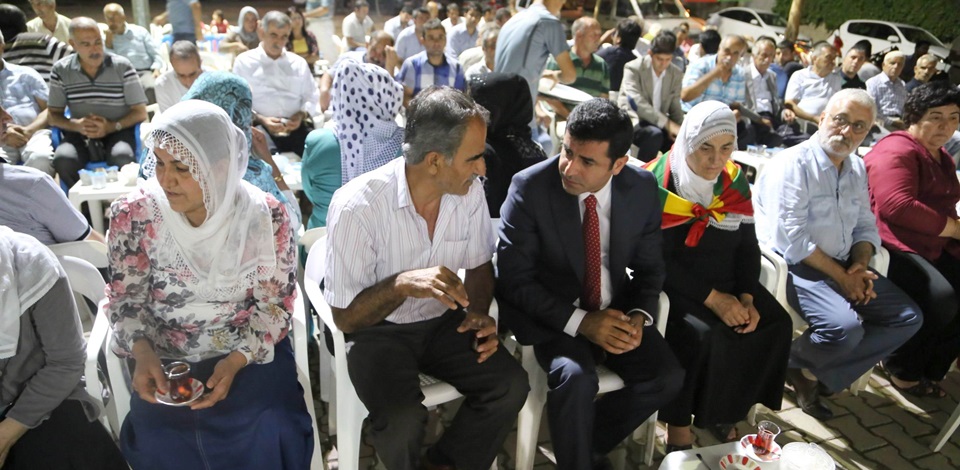 Demirtaş'tan taziye ziyareti