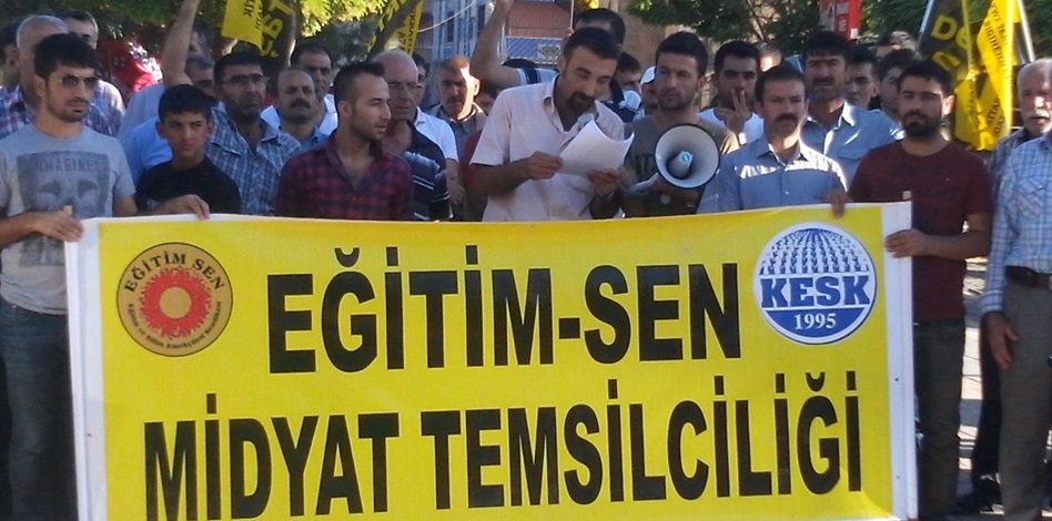 Midyat'ta Eğitim-Sen öncülüğünde Demirtaş'a destek