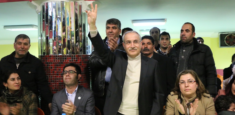 Esenyurt'ta HDP'liler buluştu