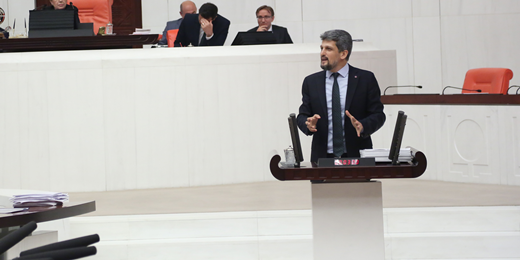 İstanbul Milletvekilimiz Garo Paylan, Ekonomi Bakanı'nın suç işleyerek yaptığı gizli toplantıya dair bir soru önergesi hazırladı 