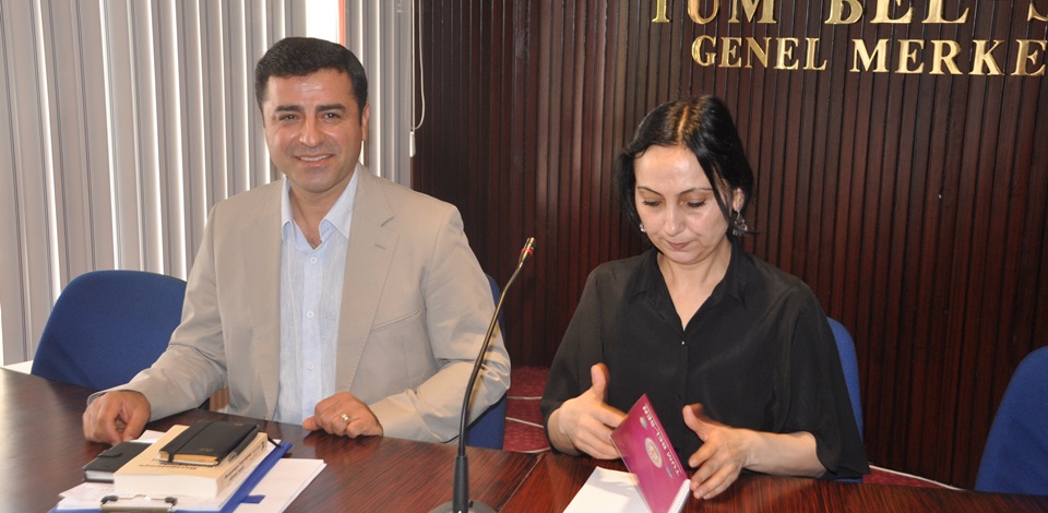 Gebze Cezaevi'ndeki kadın tutsaklar HDP Eş Genel Başkanlarını kutladı