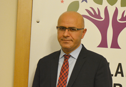 Hükümet Türkiye'yi tecrit ediyor