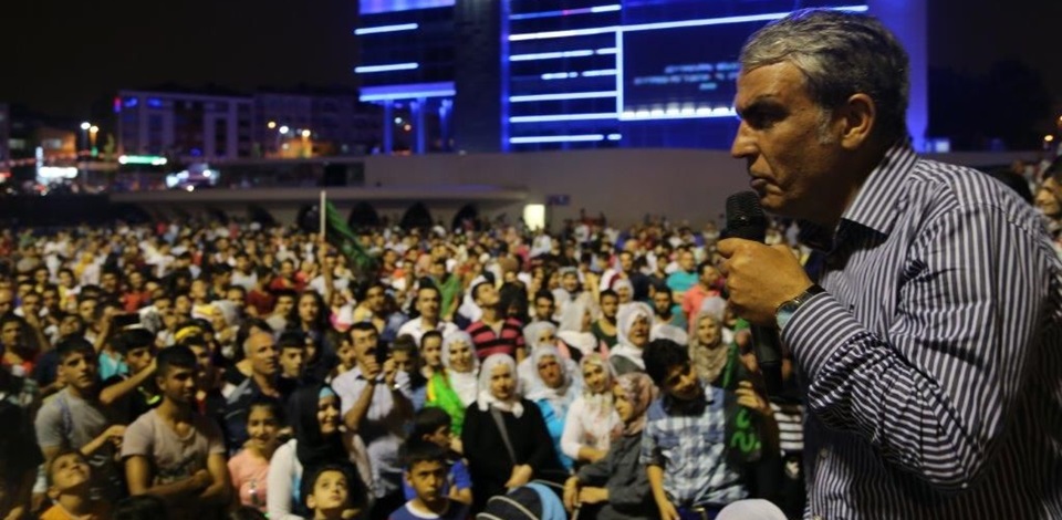 HDP Milletvekili İbrahim Ayhan İstanbul'da seçim çalışmalarına katıldı