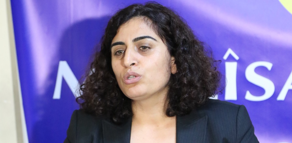 Barış Anneleri Meclisi, HDP Eş Genel Başkanı Sebahat Tuncel'in katılımıyla kuruluşunu ilan etti