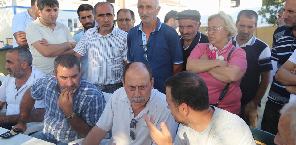 Tüzel, Kumburgaz'da kaybolan gençlerin ailelerini ziyaret etti