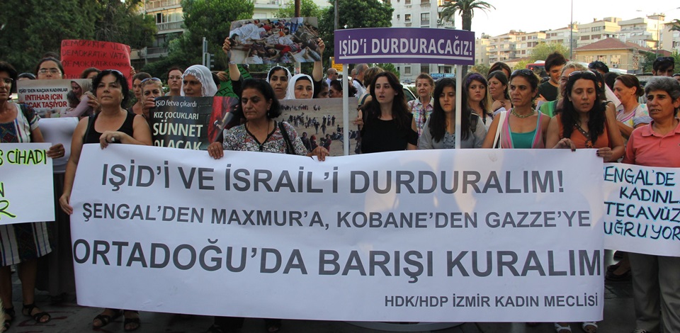 İzmir'de kadınlar Gazze ve Şengal'deki katliamlara tepki gösterdi