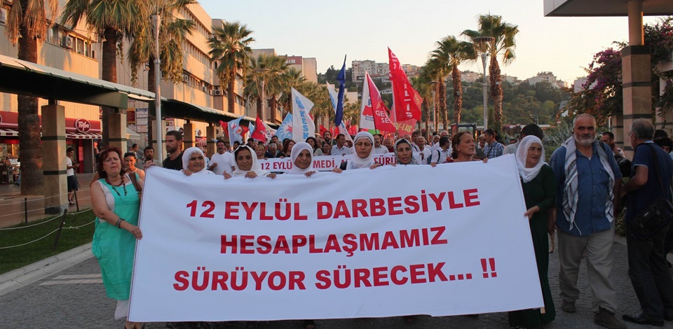 İzmir'de 12 Eylül anması