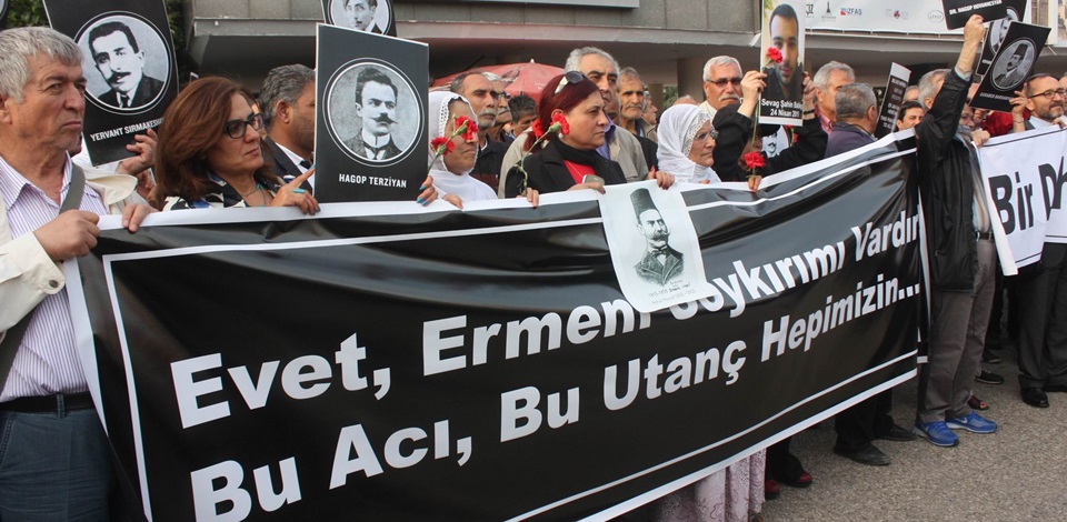 İzmir'de 24 Nisan anması gerçekleştirildi