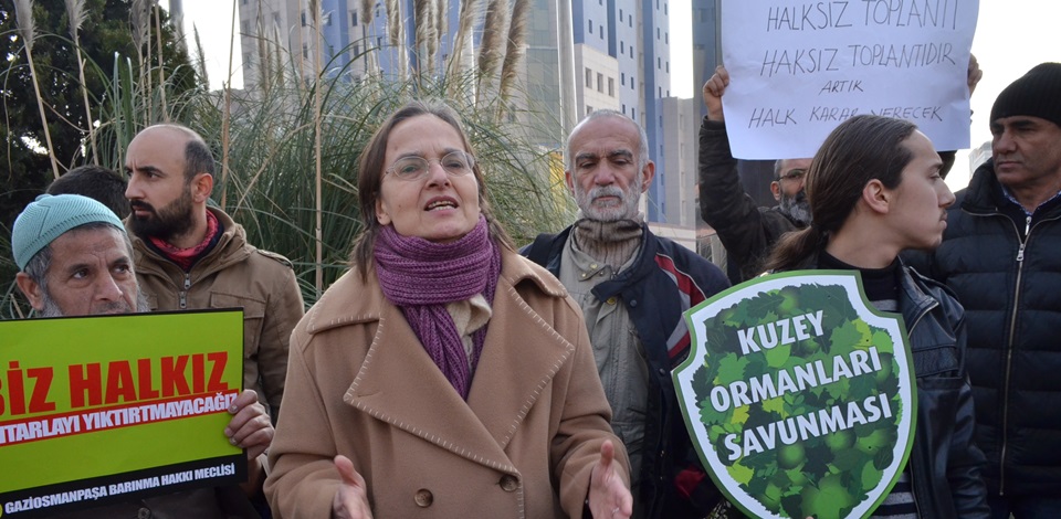 Kentsel Dönüşüm Kongresi'ne protesto