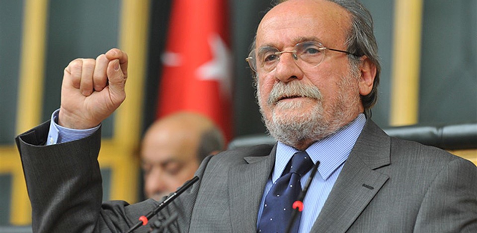 Kürkçü Edremit Körfezi'ndeki zirai ilaçlamayı Eker'e sordu