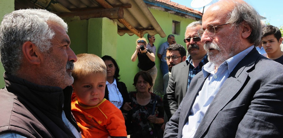 HDP Eş Genel Başkanı Ertuğrul Kürkçü ve beraberindeki HDP heyeti tekrar Soma'daydı