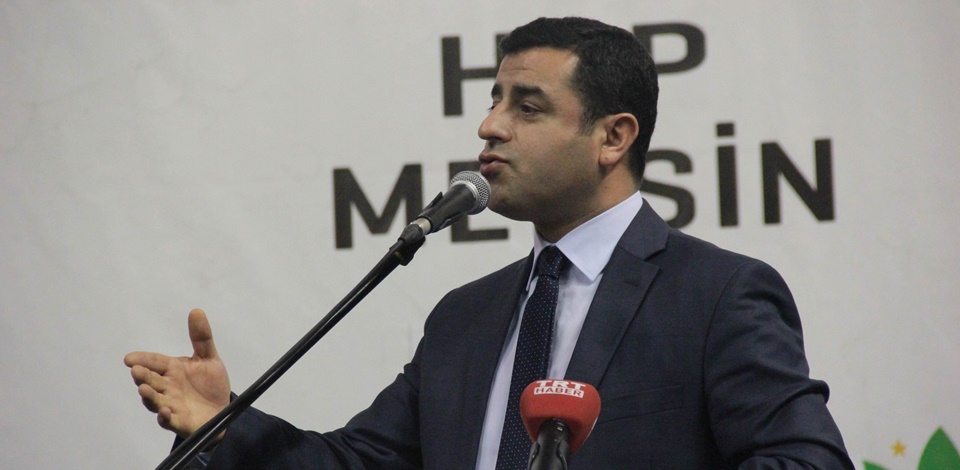 Demirtaş: Ampülün devri bitti artık 'Yeni Yaşam' zamanı