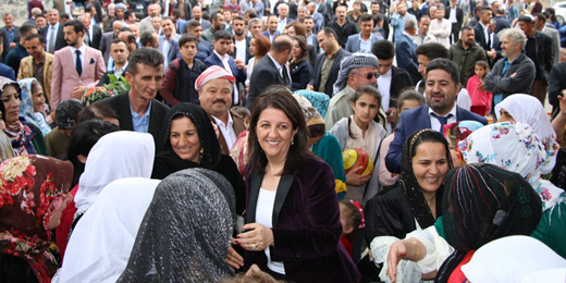 Pervin Buldan: MHP Kürdistan'da bir tabela partisidir, şimdi sıra AKP'de