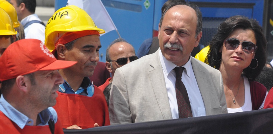HDP Milletvekili Tüzel'den, Soma için Meclise yürüyen işçilere destek
