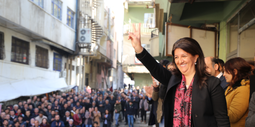 Buldan: Zulmünüzden kaçıp Mahmur'a gidenler orada da hedef alındı