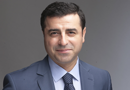 Demirtaş'ın Avukatlar Günü mesajı