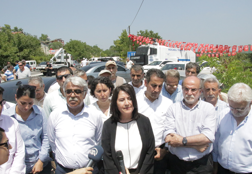 Adalet Yürüyüşü öncesi Kandıra'ya giden HDP heyetine engel