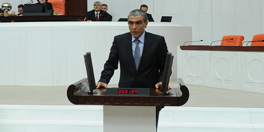 Ayhan: Büyüyen ekonomi değil faiz sistemi