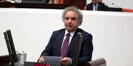 Yıldırım: Kadı Muhammed'in idam edildiği tarihten şimdiye kadar geçen 71 yılda Tahran, Bağdat, Şam, Ankara'da değişen bir şey yok
