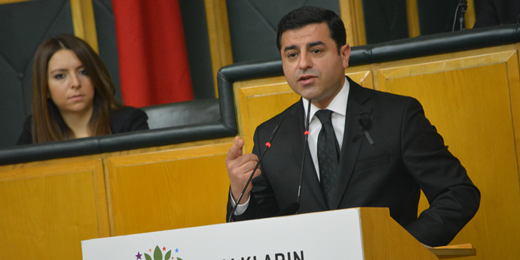 Demirtaş'ın eğitim sistemine ilişkin sosyal medya mesajları