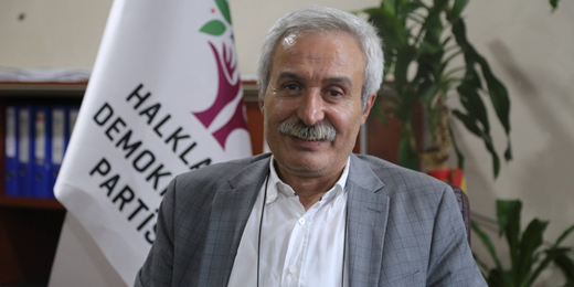 Selçuk Mızraklı: Sağlık Bakanlığı 6 dilde hizmet veriyor neden Kürtçe yok