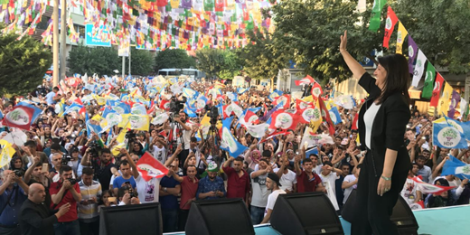 Buldan'dan Siirtlilere: 16 yıl önce enişteye bir kapı açtınız artık o kapıyı kapatma zamanı