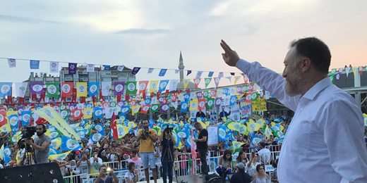 Temelli: Erdoğan'ın kimsesi kalmamış prompterla yaşıyor