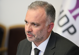 Bilgen: Referandum çalışması yapmak yerine adliye koridorlarındayız