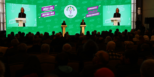 Tüm Türkiye'yi Yeşil Sol Parti'de buluşmaya davet ediyoruz