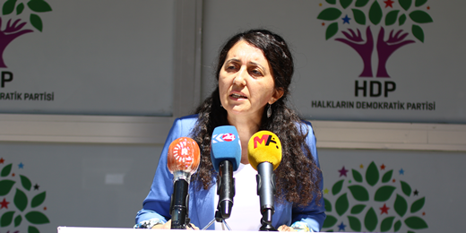 Günay: Kürt'e savaş, Türkiye halklarının iradesine darbe dayatan bu anlayışa karşı ortak mücadele çağrısı yapıyoruz