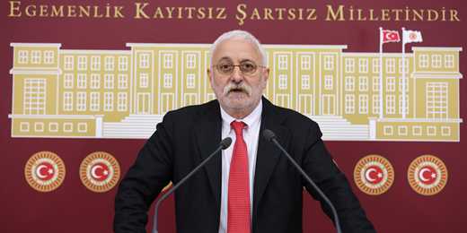 Oluç: Gemileri karadan yürütmeye gerek yok, bavullarla yürütülenleri durdurun