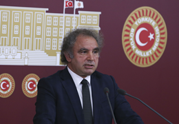 Kadri Yıldırım: İstanbul Kürt Enstitüsü'nün kapısına kilit, Kürt'ün ağzına kilit vurmaktır