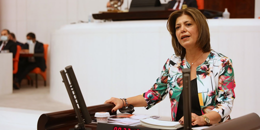 Beştaş: Artık kendi siyasi hayatınızın mezar kazıcısı durumundasınız, bu bütçe de sizin taziyeniz