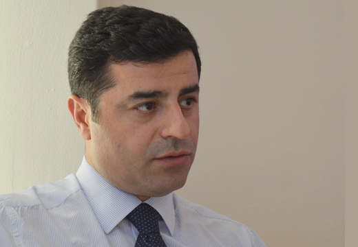 Demirtaş'ın "Özgürlük için el ele, adalet için el ele" yürüyüşüne destek mesajı 