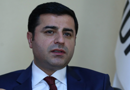 Demirtaş: HDP Eş Genel Başkanıyım, bütün şiddet ve savaş araçlarını eleştiriyorum, politikalarına karşı çıkıyorum