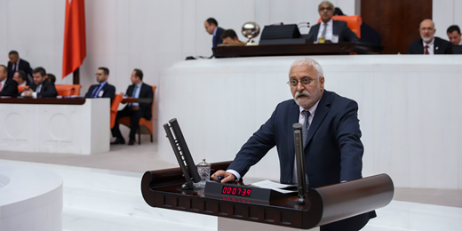 Oluç: Bütün dünya AKP iktidarına karşı; otoyolda ters giden şoför gibisiniz