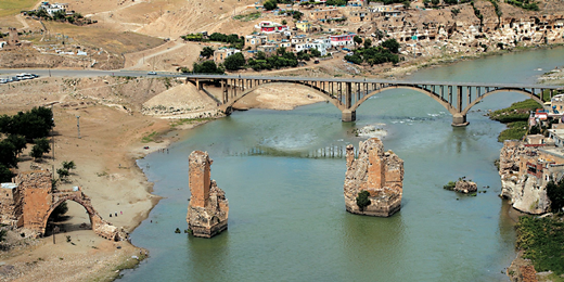 Hasankeyf'i sular altında bırakacak Ilısu Barajı Projesi'nin durdurulmasına ilişkin önergemiz