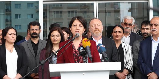 Van Büyükşehir Belediyesi'ni ziyaret eden eden Eş Genel Başkanlarımız: Demokrasi ittifakında buluşma zamanı