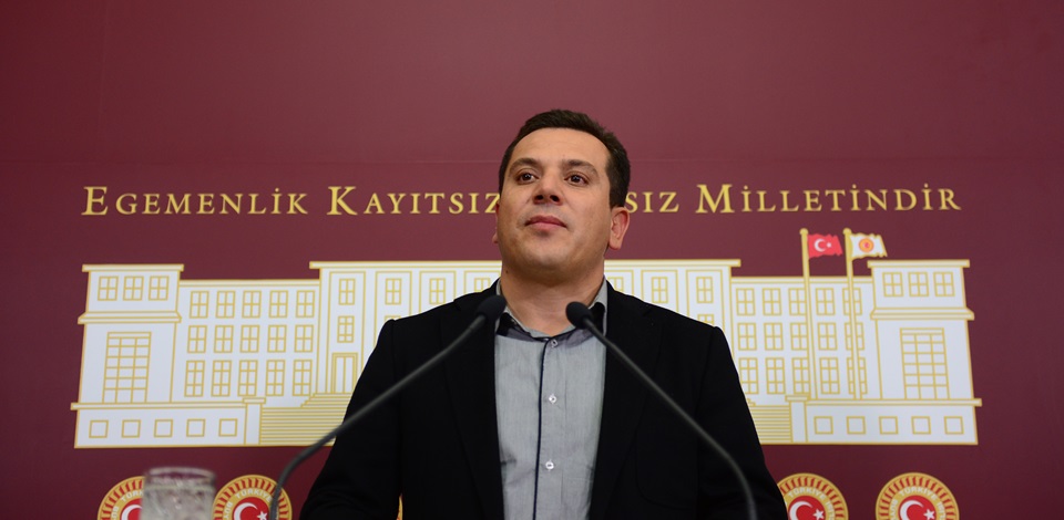 HDP Milletvekili Üçer'den Van Gölü’nün kirliliğine ilişkin soru önergesi