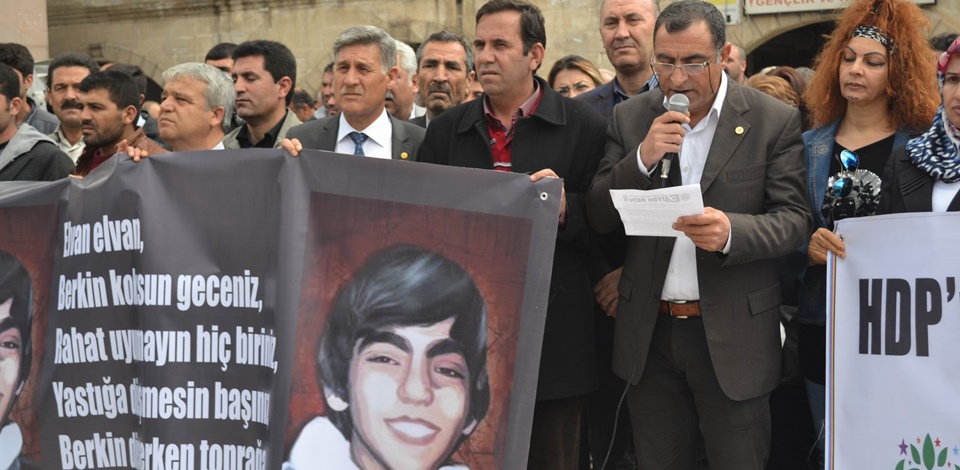 Urfa'da HDP'ye yönelik ırkçı saldırılar kınandı