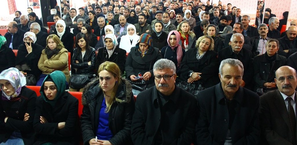 HDP'den yeni seçilen ilçe yöneticilerine eğitim semineri